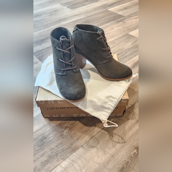 Tom's suede boots👢 - Picture 2 of 8